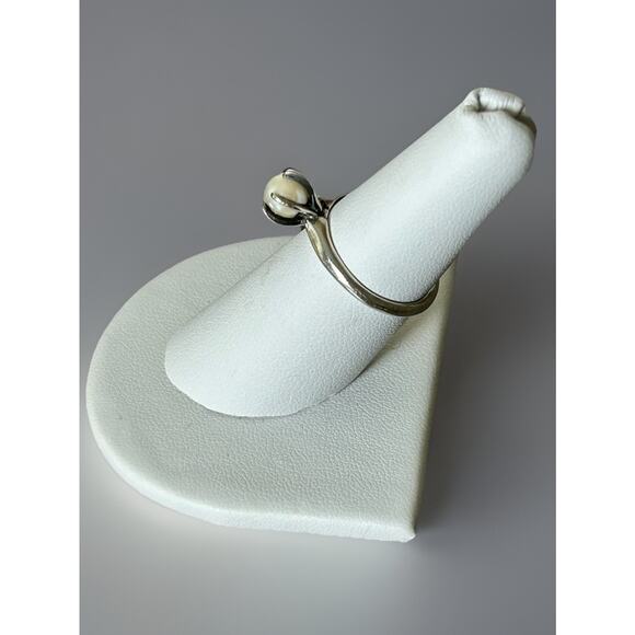 Vintage Sterling Silver Sarah Coventry Fresh Water Pearl Ring. Size 10 - Picture 2 of 4